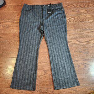 NWT Simply Vera Wang Women XXL Short Ponte Bootcut Pants Black Stripe Mid Rise